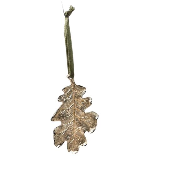 Metallic Oak Leaf Hanging Ornament Hand Cast Metal Silver Tone Decor Nature - Picture 2 of 6